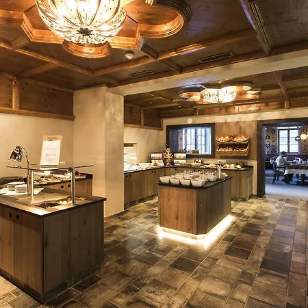 Lenz Hotel 4*