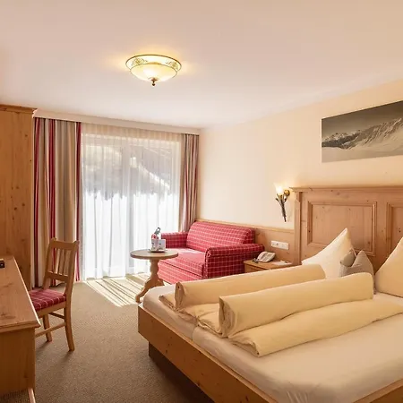 Hotell Lenz 4*